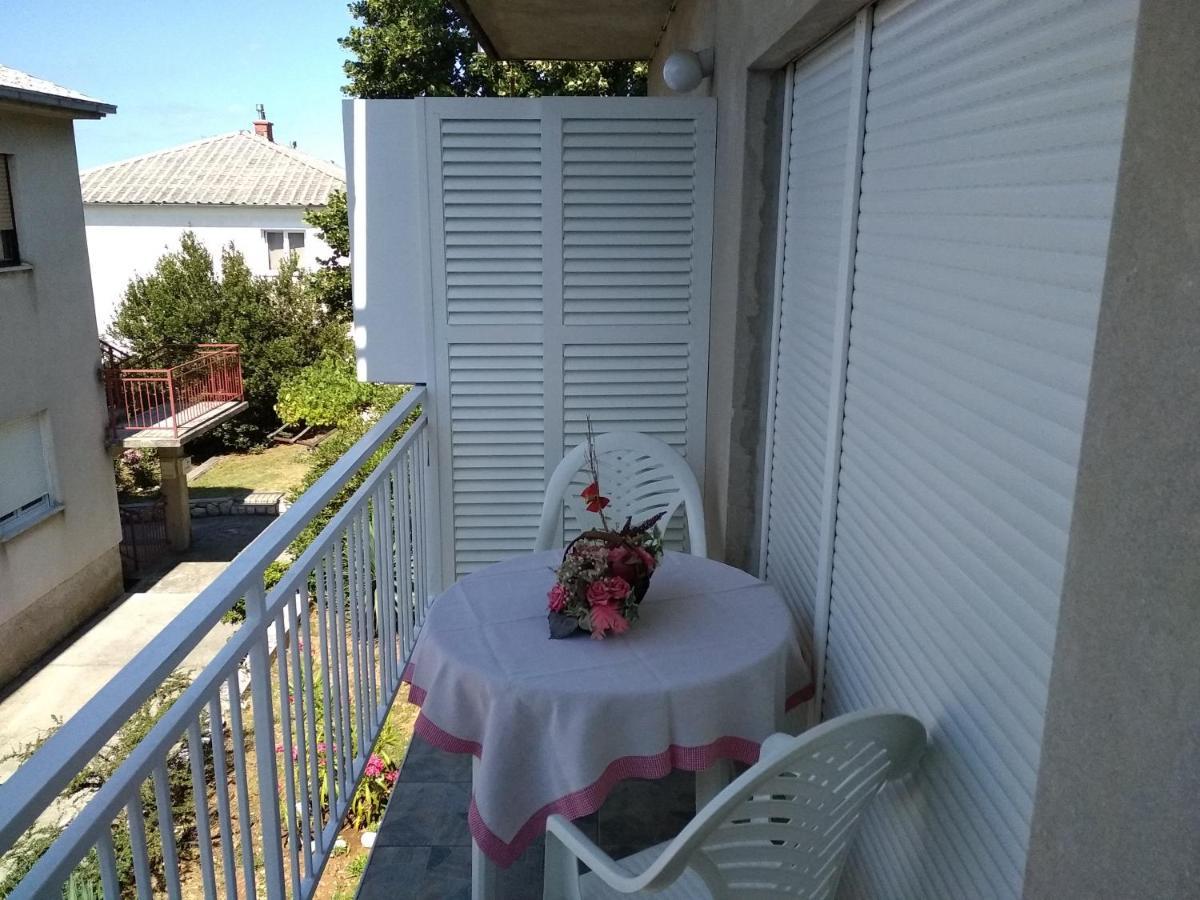 App Zeljka, 200M Beach Novi Vinodolski Exterior foto